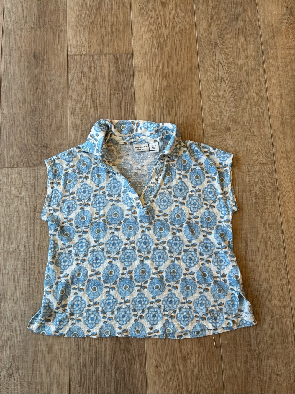 Rachel Zoe Linen cottagecore white blue Floral Cap-Sleeve Top size L with collar